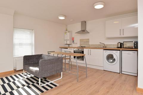 Studio for sale, Cowley Bridge Road, Exeter, EX4