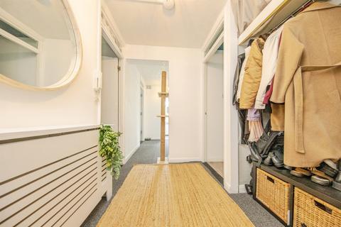 2 bedroom apartment for sale, Brecon Close, Ipswich