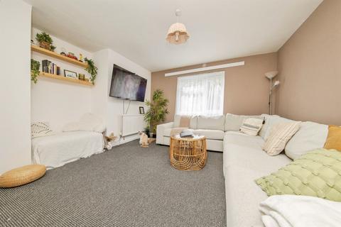 2 bedroom apartment for sale, Brecon Close, Ipswich