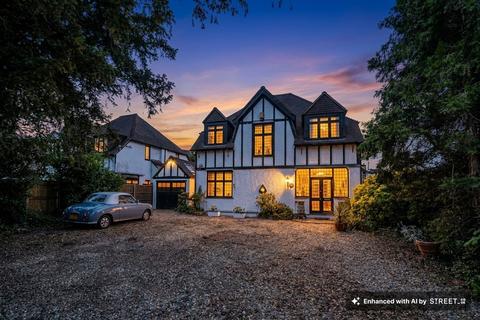 Brighton Road, Purley CR8