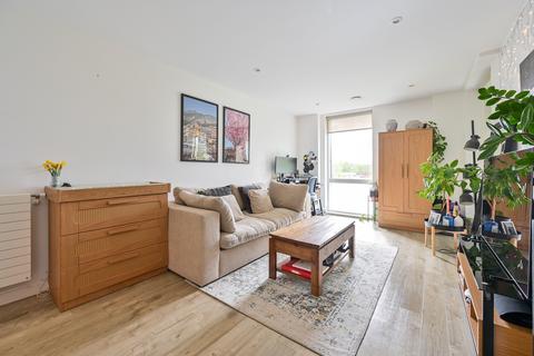 Woods Road, London, SE15
