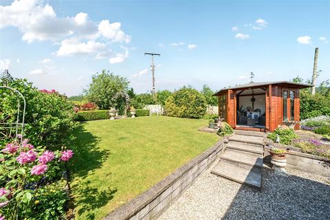3 bedroom detached bungalow for sale, Pen-Y-Garnedd, Llanrhaeadr Ym Mochnant, Oswestry.