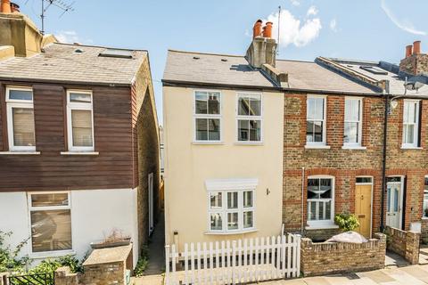 Norcutt Road, Twickenham TW2