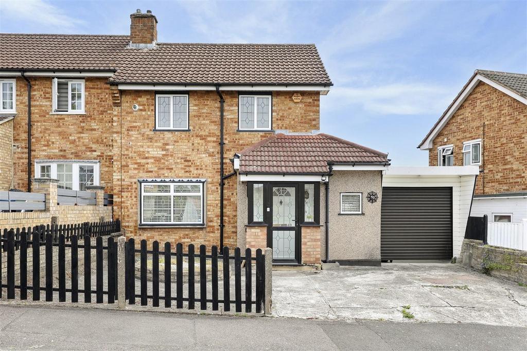 Detached house exterior, garage