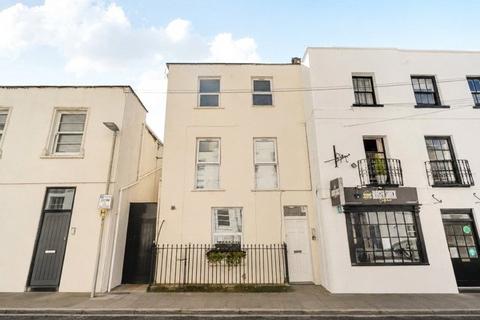Apartment - Grosvenor Street, Gloucestershire GL52