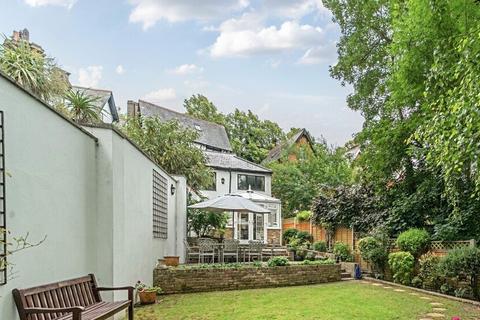 Summer Hill, Chislehurst, BR7