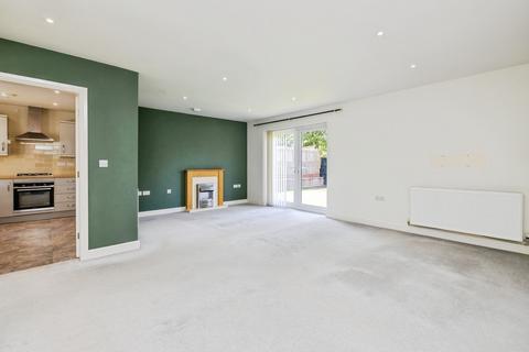 3 bedroom detached house for sale, Marjorie Close, Washingborough, Lincoln, LN4