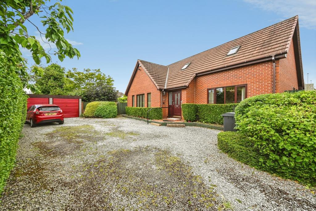 3 bedroom bungalow for sale