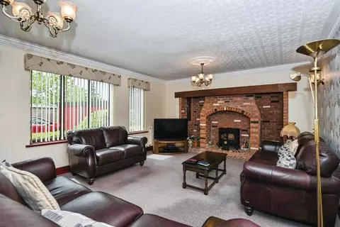 3 bedroom bungalow for sale – pohled 3