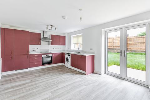 3 bedroom detached house to rent, Sickle Drive, Wellingborough, Northamptonshire, NN8