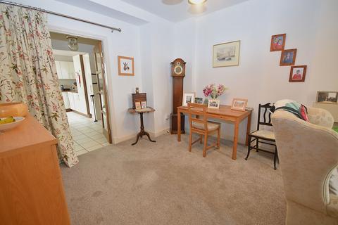 2 bedroom flat for sale, Barracks Square, Macclesfield, SK11