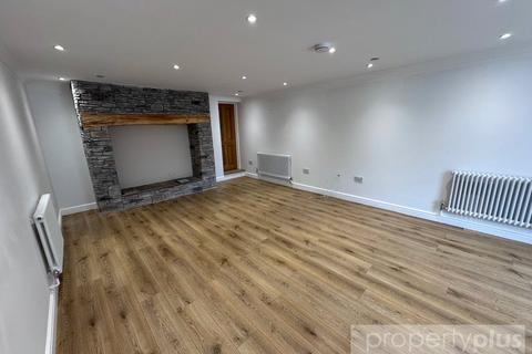 2 bedroom apartment for sale, Gilfach Road, Tonyrefail, Porth, CF39