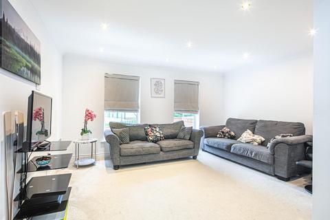 4 bedroom end of terrace house for sale, 73 King Ecgbert Road, Dore, S17 3QR