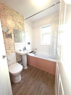 2 bedroom bungalow to rent, , Slough, Berkshire, SL3