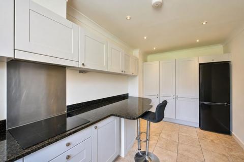 5 bedroom terraced house for sale, Lakeside, Chobham, Woking, GU24