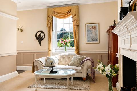2 bedroom apartment for sale, BOOKHAM GROVE, GREAT BOOKHAM, KT23