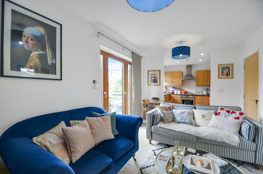 Open-plan living area, open plan living