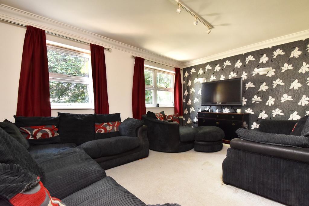 House in London, London Borough of Bromley - View 5