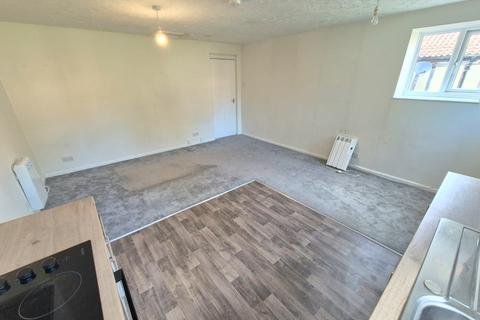 2 bedroom flat to rent, Magdalen Street, NORWICH