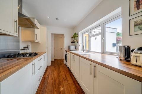 2 bedroom apartment for sale, Stanley Road, Bromley, BR2