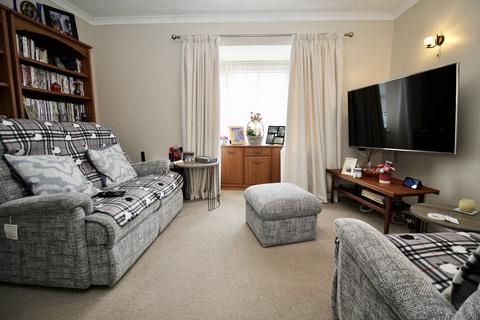 2 bedroom retirement property for sale, Orchard Court, Street