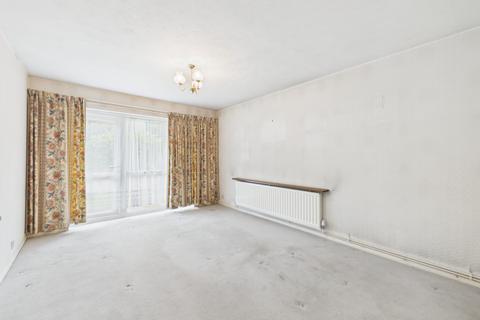 2 bedroom ground floor flat for sale, Branscombe Court, Bromley BR2