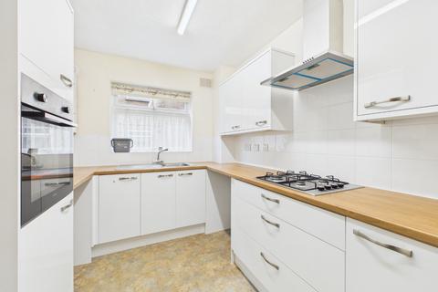 2 bedroom ground floor flat for sale, Branscombe Court, Bromley BR2