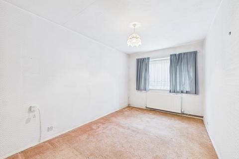2 bedroom ground floor flat for sale, Branscombe Court, Bromley BR2