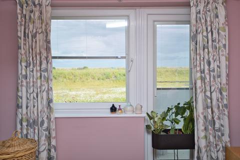 2 bedroom flat for sale, Lord Warden Avenue, Walmer, Deal, Kent, CT14