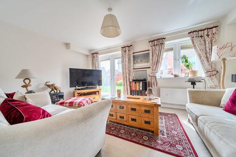 4 bedroom semi-detached house for sale, Drovers Lane, Stotfold, SG5
