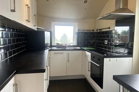 4 bedroom terraced house for sale, Huddersfield Road, Lees, Oldham, Greater Manchester, OL4