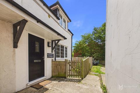 1 bedroom cottage for sale, High Street, Pevensey BN24