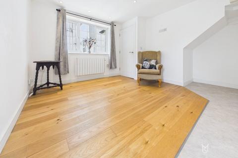 1 bedroom cottage for sale, High Street, Pevensey BN24