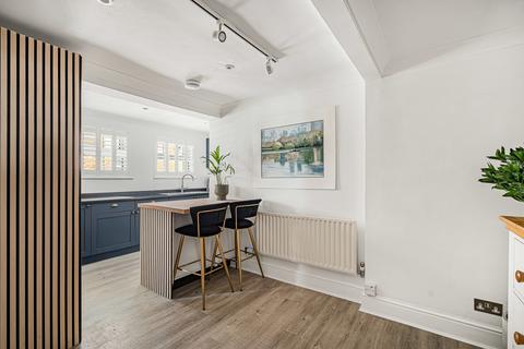 undefined, Long Garden Walk, Farnham, Surrey, GU9