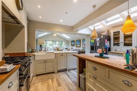 3 bedroom end of terrace house for sale, Gladstone Street, Winchester, Hampshire, SO23