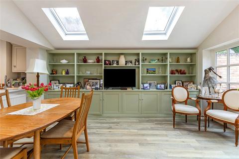 3 bedroom end of terrace house for sale, Gladstone Street, Winchester, Hampshire, SO23