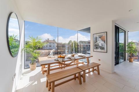 3 bedroom semi-detached house to rent, Latitude House. Oval Road. London. NW1 7EU