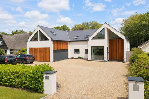5 bedroom detached house for sale, Warren Close, Ringwood, BH24 2AJ