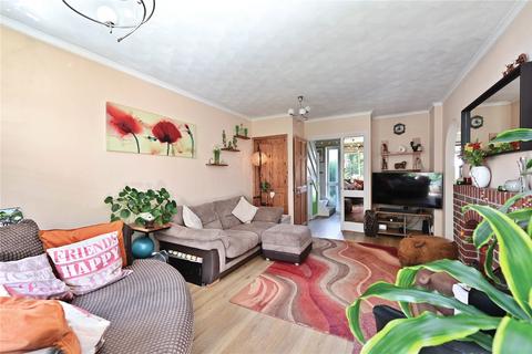3 bedroom terraced house for sale, Dart Road, Farnborough GU14
