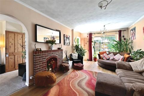 3 bedroom terraced house for sale, Dart Road, Farnborough GU14