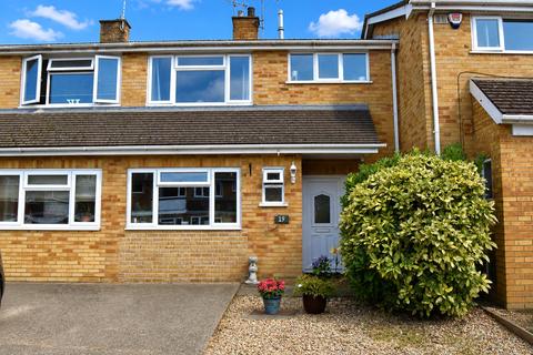 3 bedroom terraced house for sale, Dart Road, Farnborough GU14