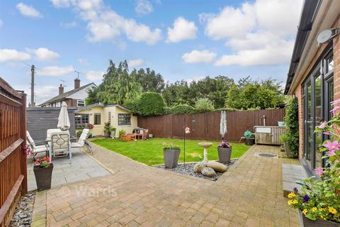 3 bedroom semi-detached house for sale, Greenside, Ashford TN26