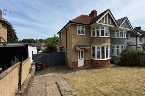 5 bedroom semi-detached house to rent, Whitelands Road, High Wycombe