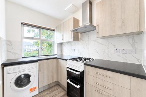 1 bedroom maisonette to rent, Heston Road, Heston TW5