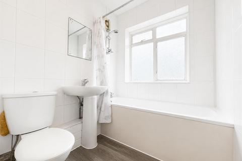 1 bedroom maisonette to rent, Heston Road, Heston TW5