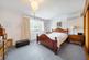 Larkswood Rise, Pinner photo 3