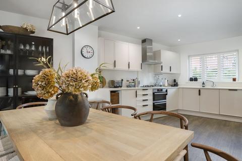 4 bedroom semi-detached house for sale, Blackthorn Close, Lower Bourne, GU10