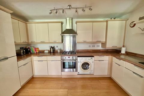 2 bedroom flat for sale, 33 Highmarsh Crescent, West Didsbury, M20