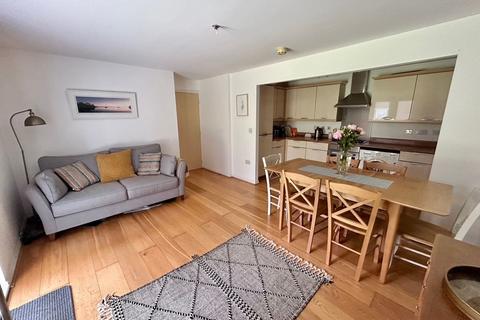 2 bedroom flat for sale, 33 Highmarsh Crescent, West Didsbury, M20