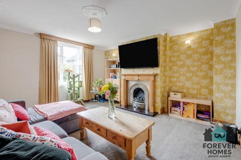 3 bedroom semi-detached house for sale, Cross Lane, Royston, S71